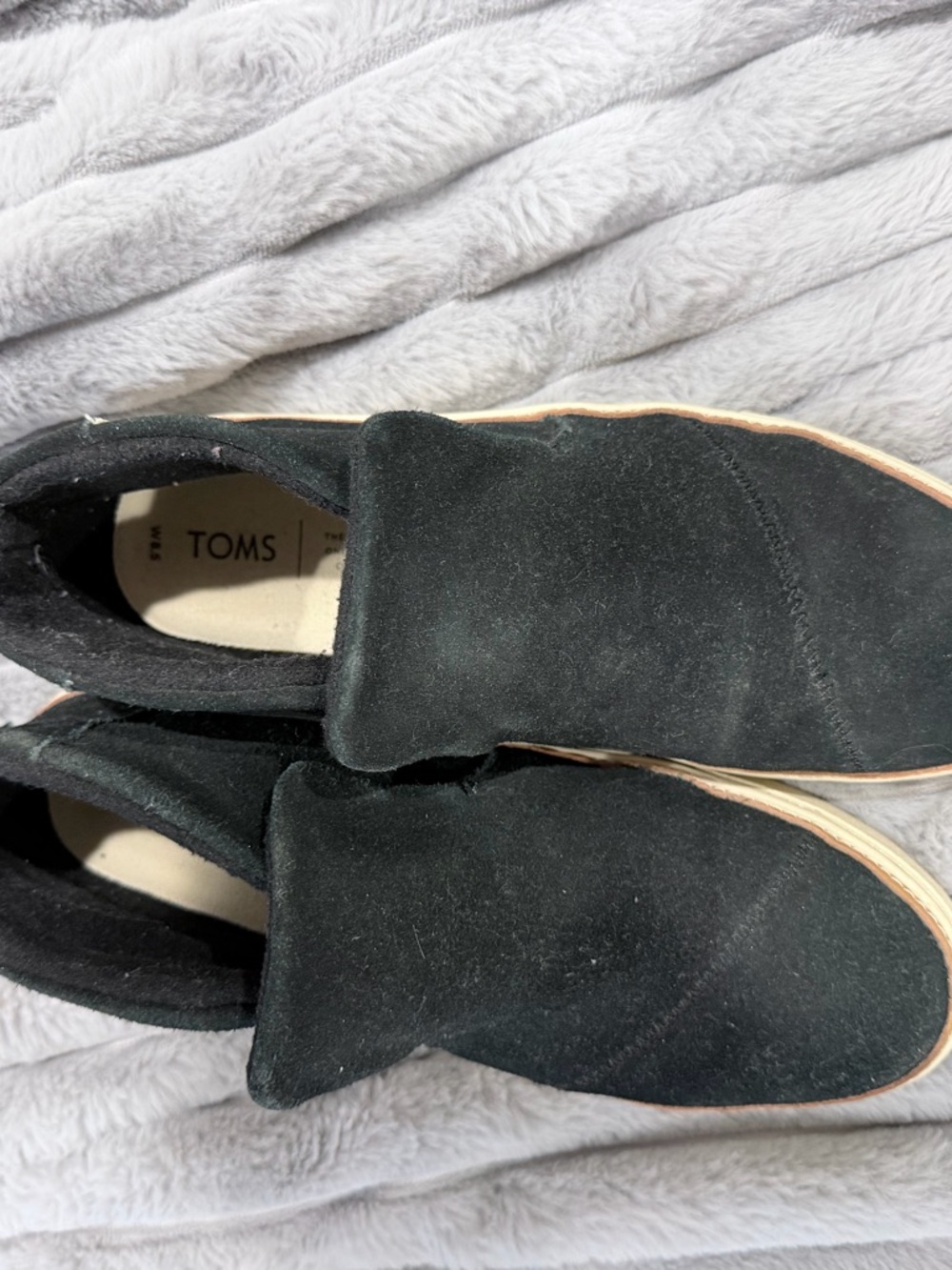 Toms Men’s Black Suede Slip-On Loafers
